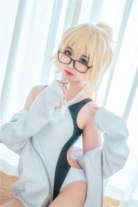 黑料资源深夜追踪：记录明星私会时那句低语“只想多看你一眼”的秘密如何引爆全网浪漫热潮